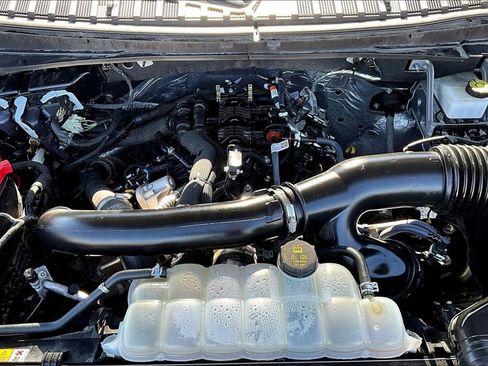 Used 2024 Ford Expedition Limited image 31