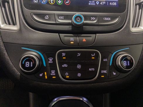 Used 2024 Chevrolet Malibu LT image 21