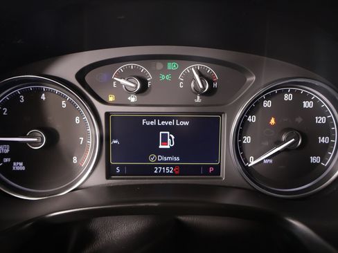 Used 2024 Buick Enclave Essence FWD image 4