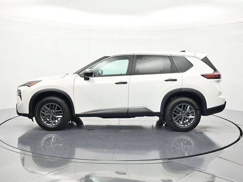 Certified 2024 Nissan Rogue S FWD image 8