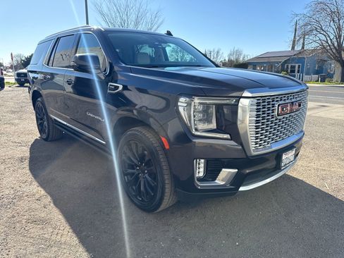 Used 2023 GMC Yukon Denali image 7