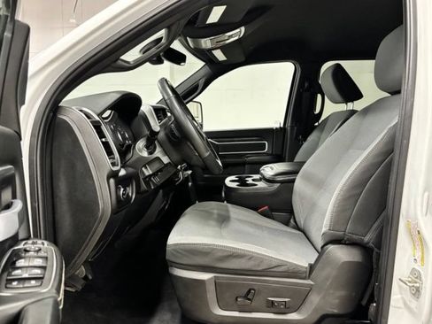 Used 2024 RAM 2500 Big Horn AWD/4WD image 17
