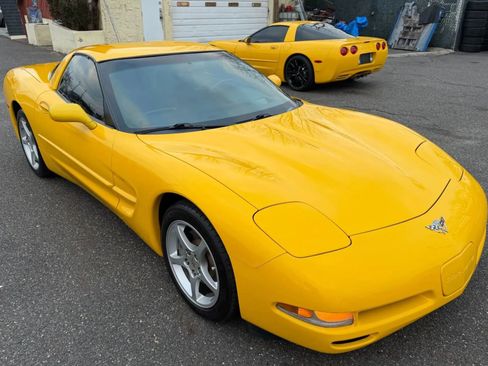 Used 2003 Chevrolet Corvette Coupe w/ Preferred Equipment Group image 13