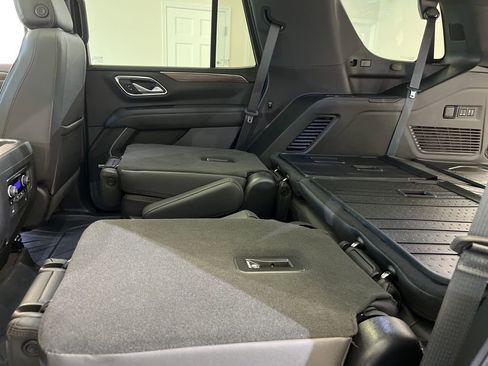 Used 2023 Chevrolet Tahoe High Country image 16