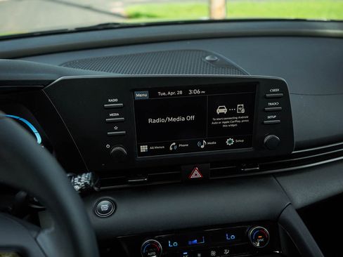 New 2026 Hyundai Elantra Sport FWD image 21