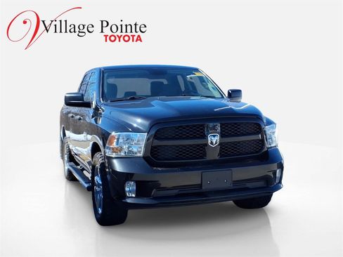 Used 2018 RAM 1500 Express w/ Express Value Package image 3