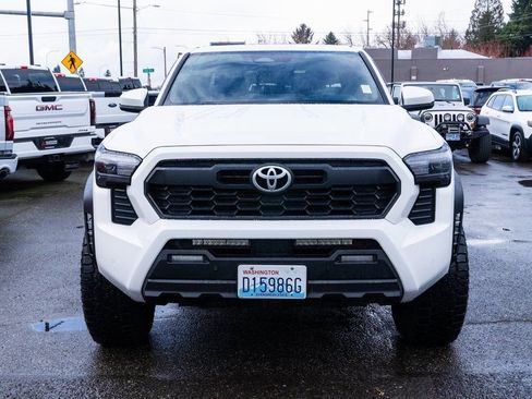 Used 2024 Toyota Tacoma TRD Off-Road w/ TRD Off Road Upgrade Package image 2