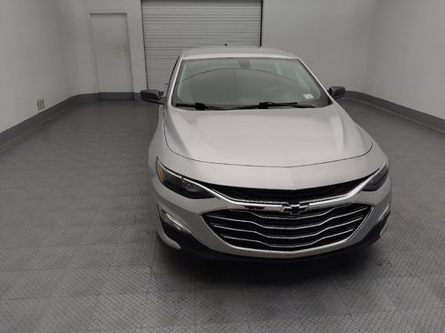 Used 2021 Chevrolet Malibu LS FWD image 14