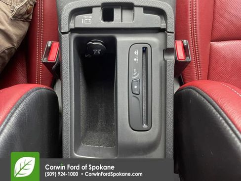 Used 2018 Dodge Durango SRT w/ SRT Interior Appearance Group image 38