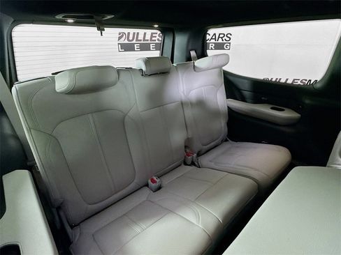 Used 2025 Jeep Wagoneer 4WD w/ Premium Group I image 26