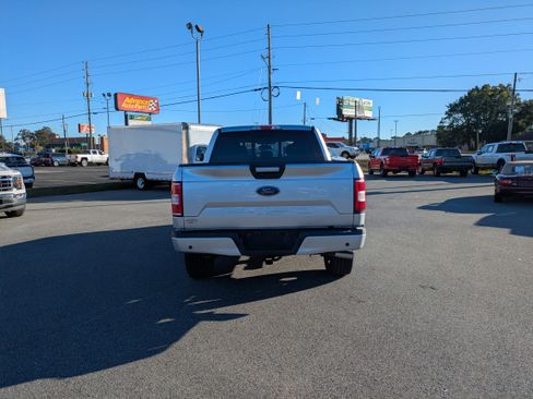 Used 2018 Ford F150 XLT w/ Equipment Group 302A Luxury image 4