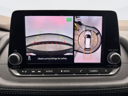 Used 2023 Nissan Rogue SL image 15