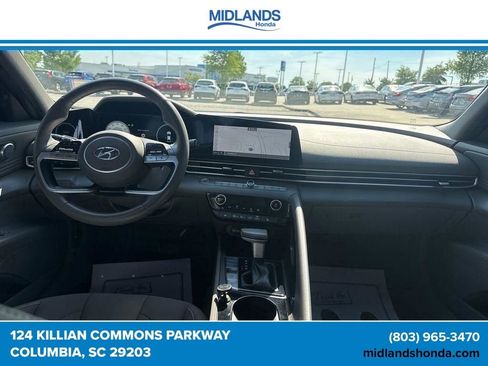 Used 2023 Hyundai Elantra SEL w/ Convenience Package FWD image 35