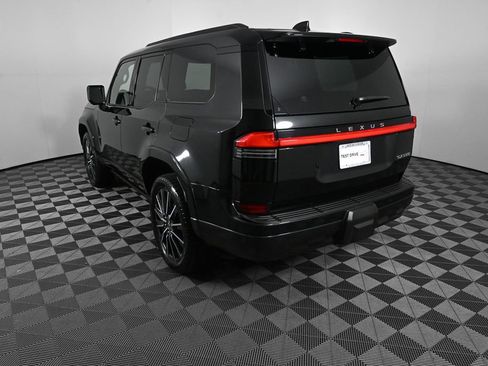 Used 2024 Lexus GX 550 w/ Cold Area Package image 4