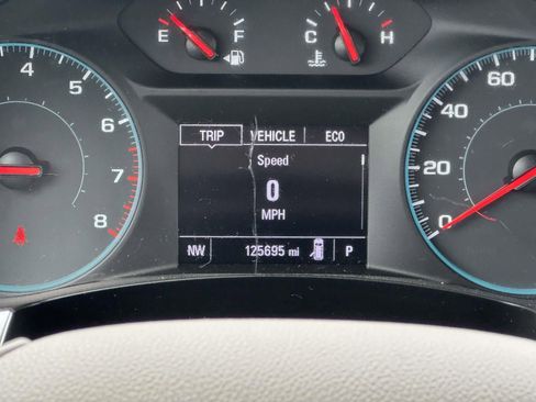 Used 2018 Chevrolet Traverse LT w/ LPO, Floor Liner Package image 21