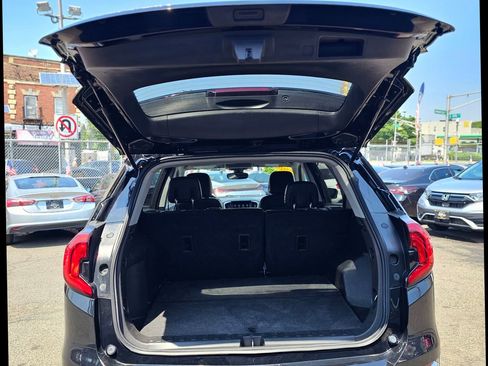 Used 2020 GMC Terrain SLT image 35