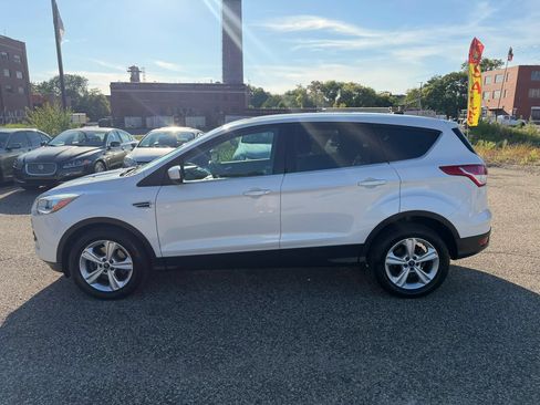 Used 2015 Ford Escape SE AWD/4WD image 3