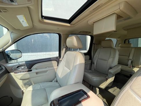 Used 2013 GMC Yukon XL Denali RWD image 50