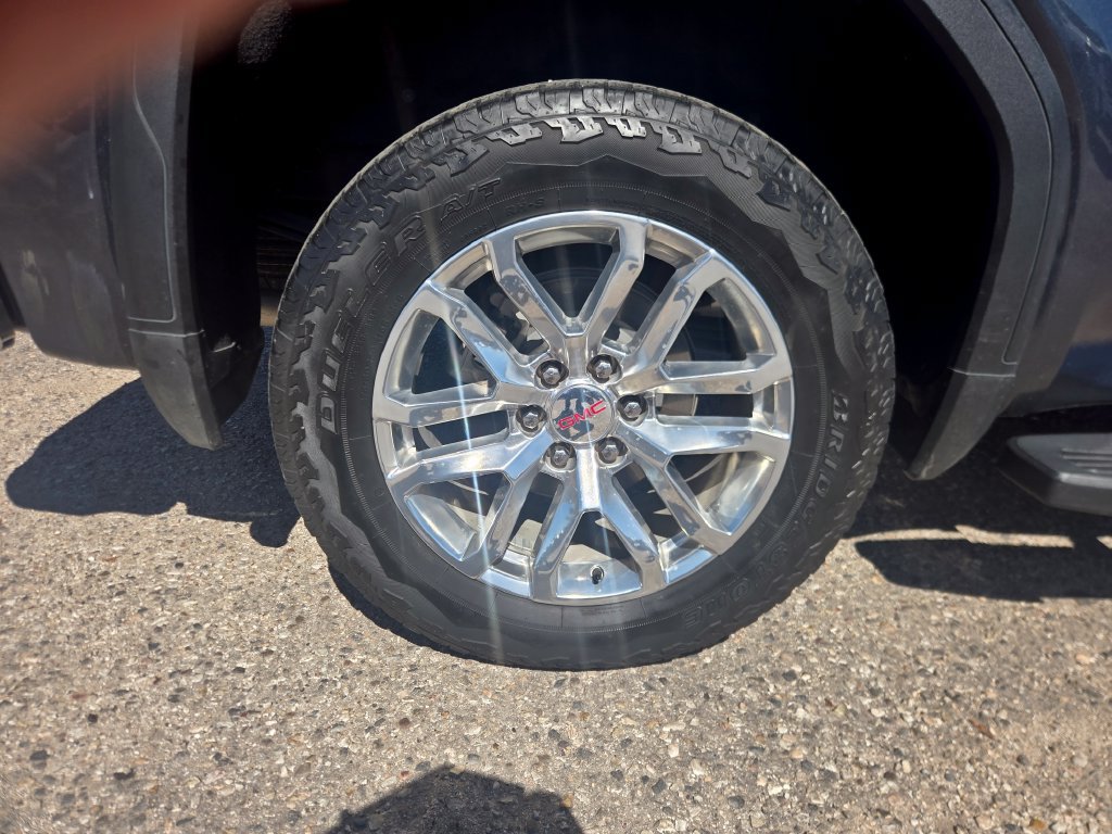 Used 2019 GMC Sierra 1500 SLT w/ SLT Premium Plus Package AWD/4WD image 12