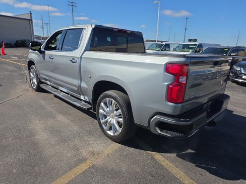 Used 2023 Chevrolet Silverado 1500 High Country w/ High Country Premium Package image 5