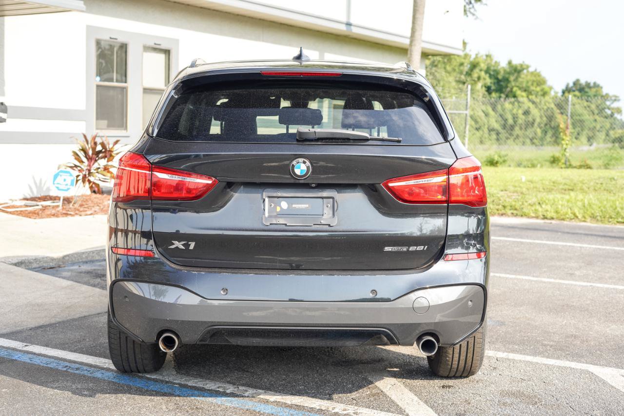 Used 2019 BMW X1 sDrive28i w/ M Sport Package FWD image 5