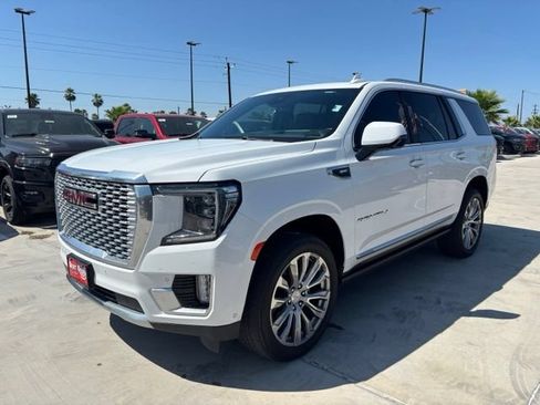 Used 2023 GMC Yukon Denali w/ Denali Reserve Package RWD image 3