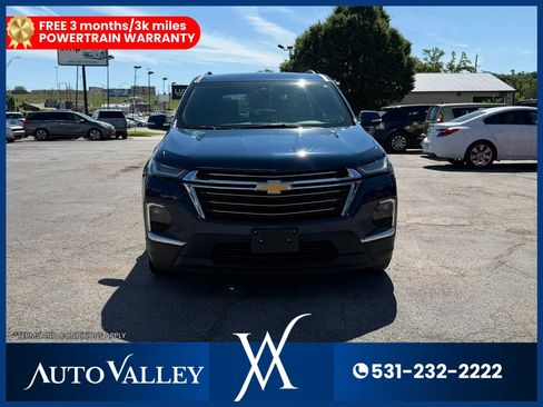 Used 2023 Chevrolet Traverse LT AWD/4WD image 2