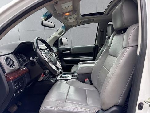 Used 2017 Toyota Tundra Limited w/ Limited Premium Package AWD/4WD image 25