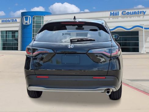 New 2026 Honda HR-V Sport image 3
