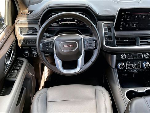 Certified 2023 GMC Yukon SLT image 5