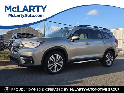Used 2019 Subaru Ascent Limited image 1