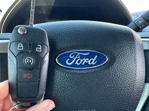 Used 2021 Ford F250 Lariat w/ Lariat Value Package image 49