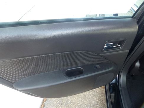 Used 2006 Ford Fusion SEL FWD image 12