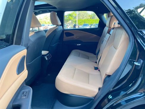 Certified 2025 Lexus RX 350 Premium w/ Accessory Package (Z1) image 19