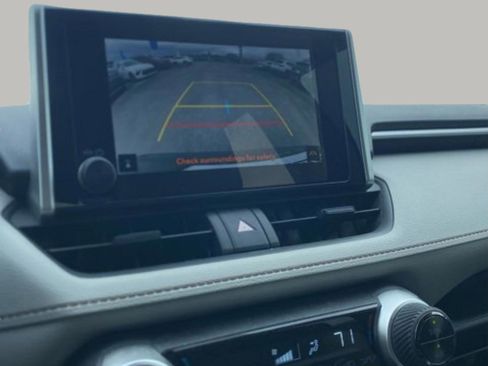 Used 2025 Toyota RAV4 XLE w/ Convenience Package image 17