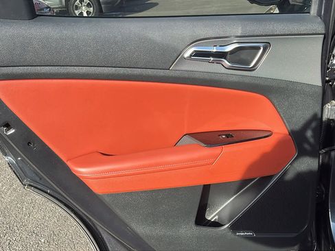 Used 2023 Kia Sportage SX image 26