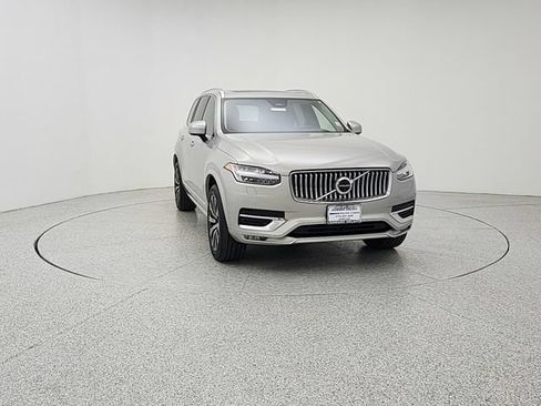 Used 2023 Volvo XC90 B6 Plus w/ Protection Package AWD/4WD image 2