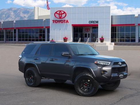 Used 2019 Toyota 4Runner SR5 image 1