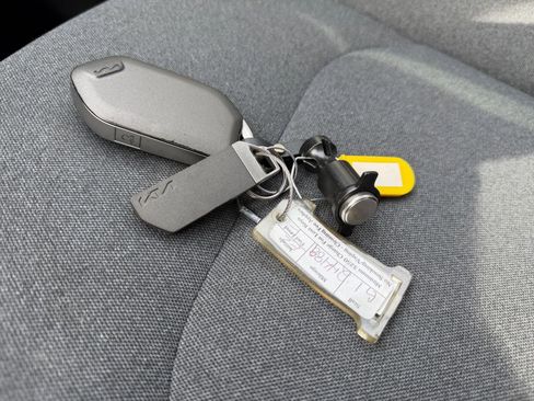 Used 2025 Kia K4 LXS image 21