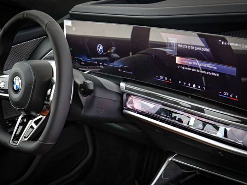 New 2026 BMW 760i xDrive w/ Executive Package AWD/4WD image 24