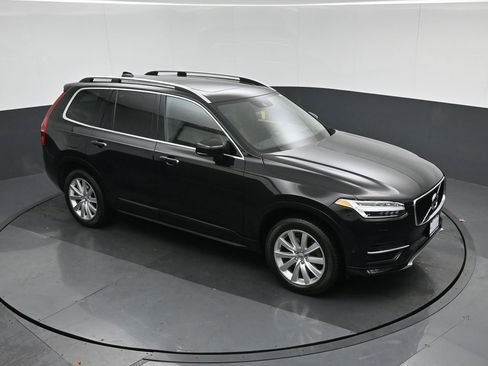 Used 2019 Volvo XC90 T6 Momentum w/ Protection Package Premier image 56
