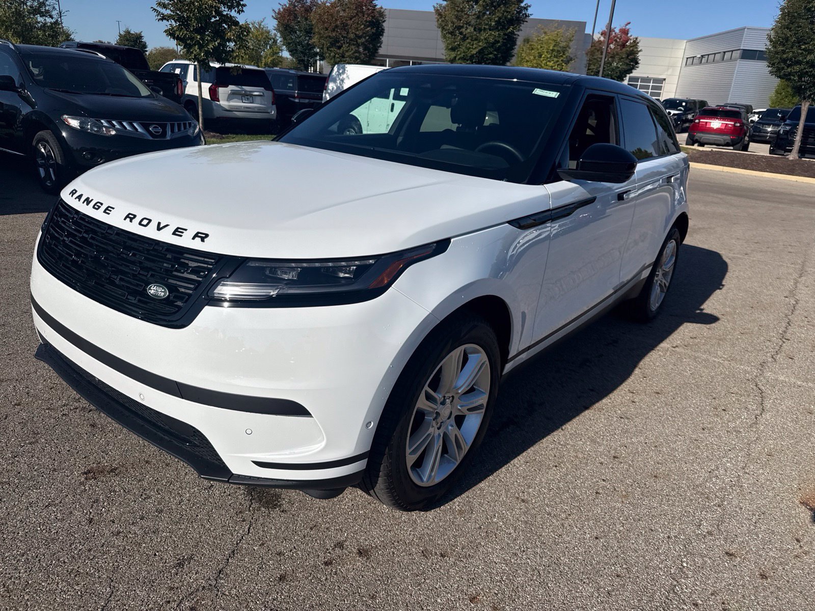 Used 2026 Land Rover Range Rover Velar S AWD/4WD image 1