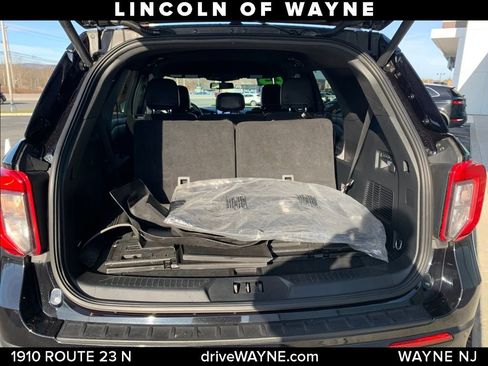 Used 2023 Ford Explorer ST w/ Equipment Group 401A image 6