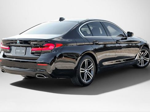 Used 2021 BMW 530i w/ Convenience Package RWD image 6