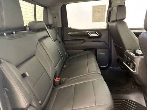 Used 2022 Chevrolet Silverado 1500 LTZ w/ Technology Package image 16