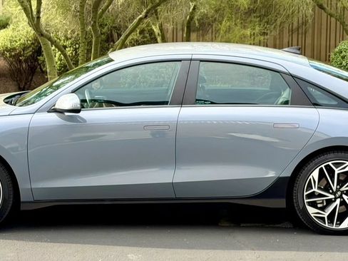 Used 2025 Hyundai Ioniq 6 SEL RWD image 5