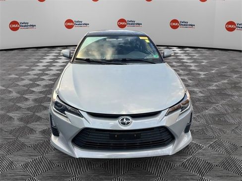 Used 2016 Scion tC image 2