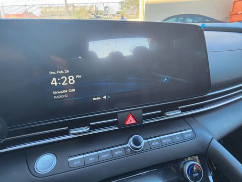 New 2026 Hyundai Elantra Limited image 15