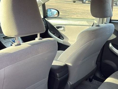 Used 2014 Toyota Prius Three image 21