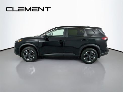 Used 2024 Nissan Rogue SV AWD/4WD image 6